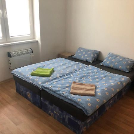 Apartmany - Skolni Chomutov Exteriör bild