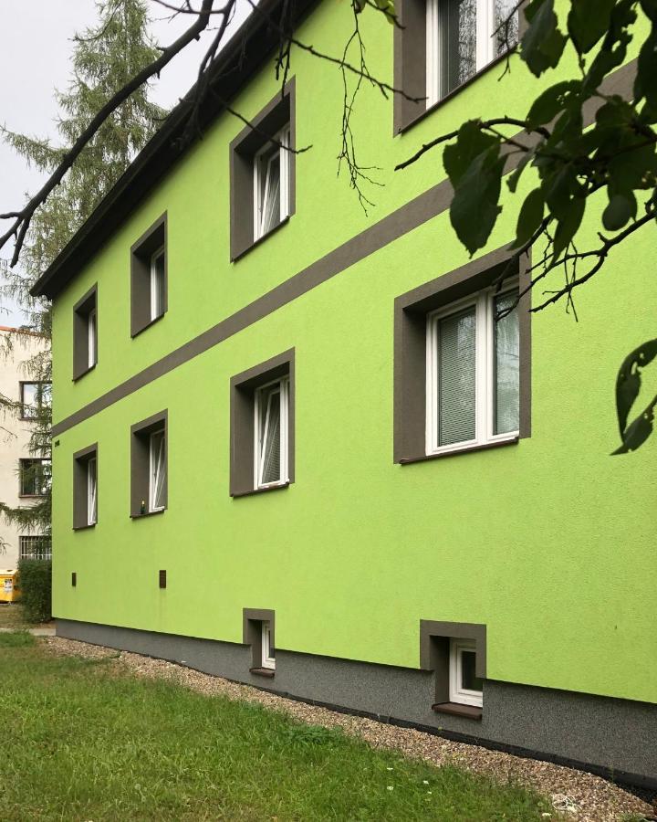 Apartmany - Skolni Chomutov Exteriör bild